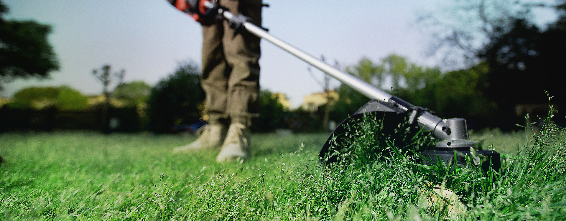 WALK-BEHIND MOWER